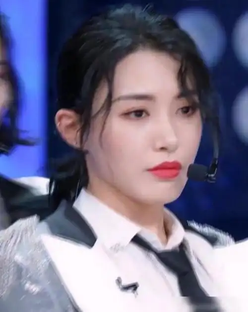 巴啦啦小魔仙的小蓝姐姐戴萌参加创3陈雨薇廖景萱当导演