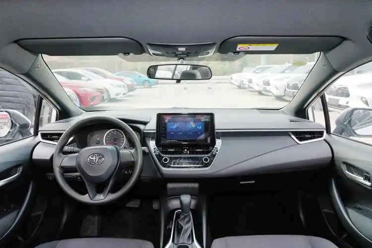 雷凌一键升降后排驻车