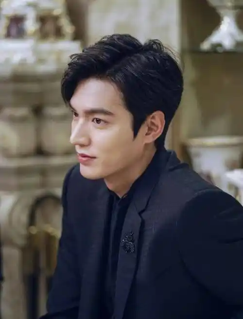 为什么李敏镐能遇见所有漂亮女人?