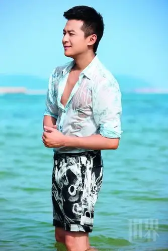 朱雨辰爱旅行 对大海情有独钟