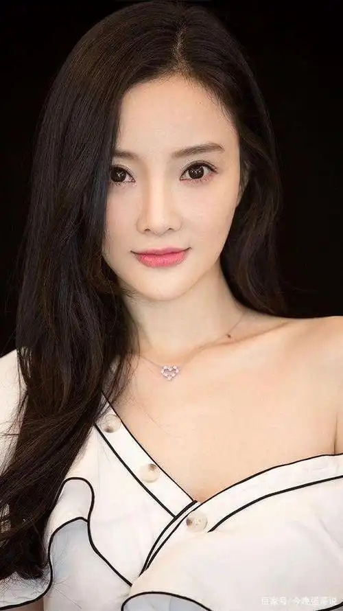 女星李小璐照片写真合集