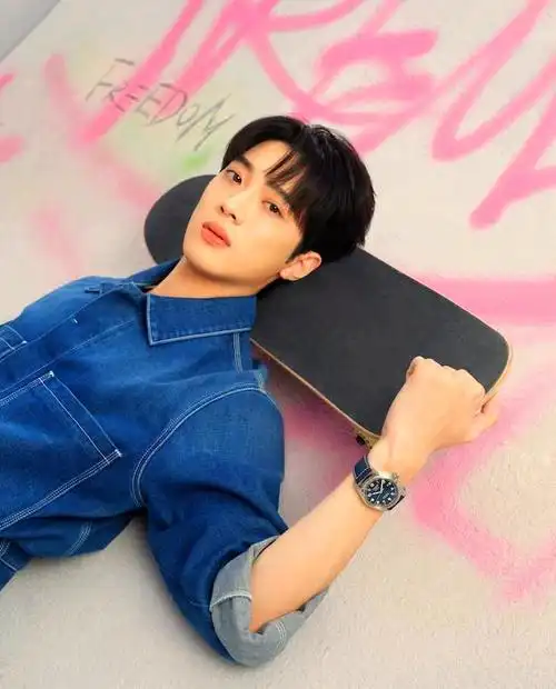 赖冠霖:从运动少年到演员的精彩转身