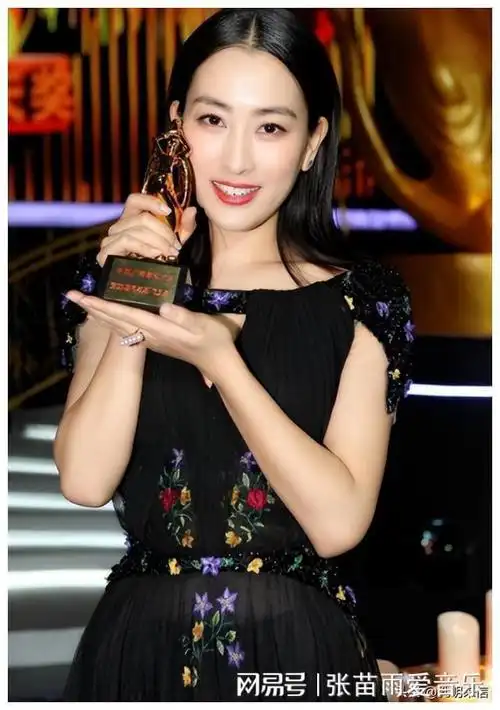 分手11年后再看马苏的现状才明白当年孔令辉的选择有多正确