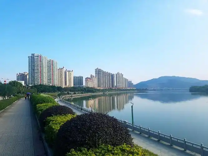 广东省肇庆市四会市翡翠山河
