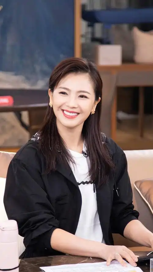 演员刘涛,主演电视剧《大宋宫词》,期待姐姐的精彩演出!