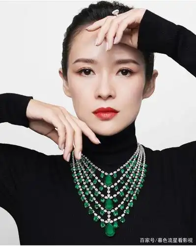 章子怡最近在家带孩子,关心她的朋友会在今天给她送生日祝福