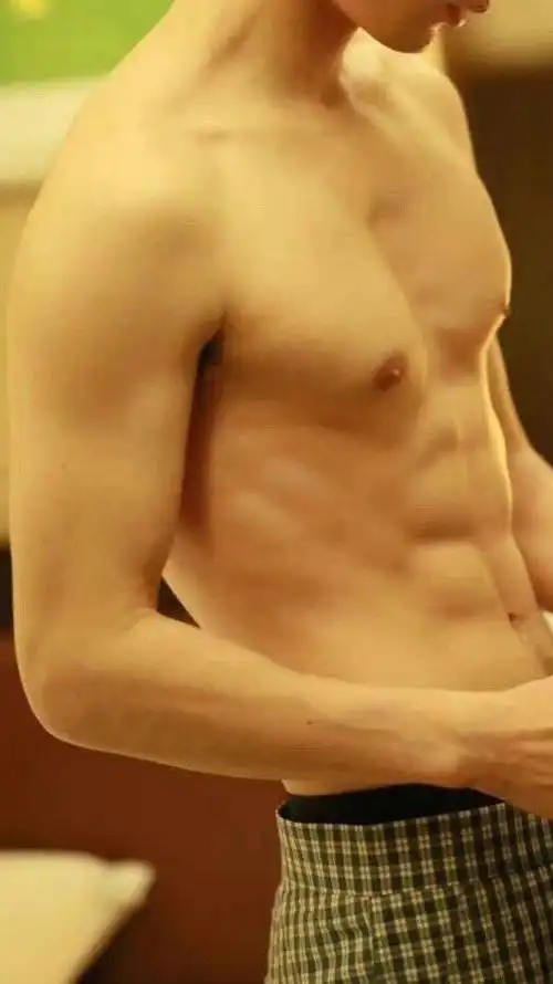 存档#成毅#现代腹肌胸肌大集合    看完古装看现代  一次看个够  成毅