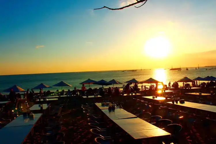 巴厘岛金巴兰海滩