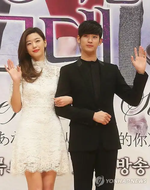 《来自星星的你》金秀贤与全智贤有爱瞬间(图)【2】