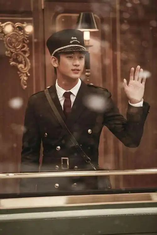 盘点韩剧里的军服男神,难以抗拒的气质爆表,你觉得谁会更帅呢?