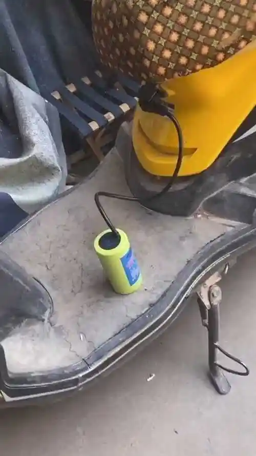 用上这个神器,电动车边跑边充电,能让你的电瓶多用五年