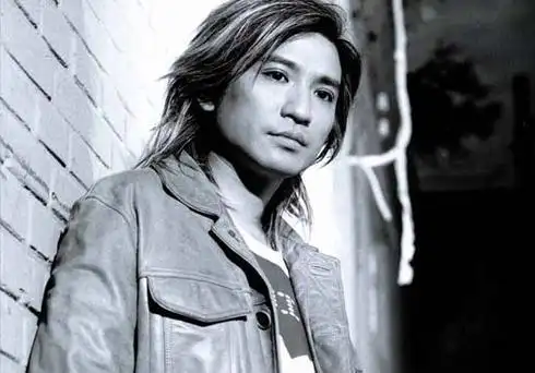 叶世荣发起黄家驹慈善演唱会beyond三子有望同台