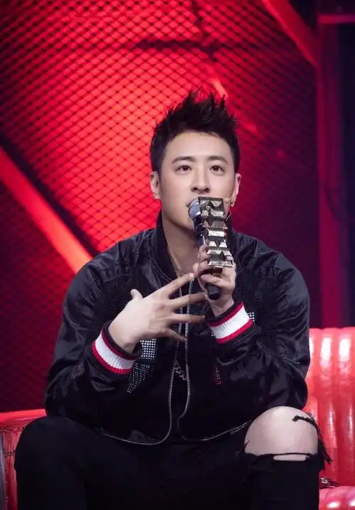 p>潘玮柏(wilber pan),1980年8月6日出生于 a target="_blank" href=