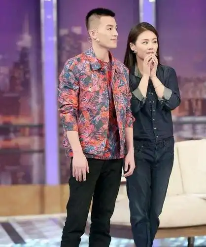 马思纯深夜突发长文疑与欧豪难割舍,分手真是被迫?