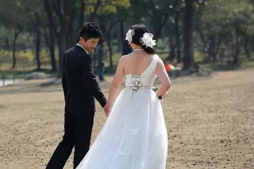 婚纱摄影赏背影