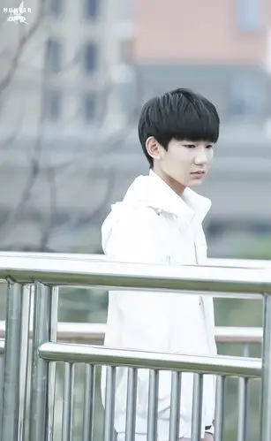 王源《超少年密码》拍摄 cr:hunterxcupid