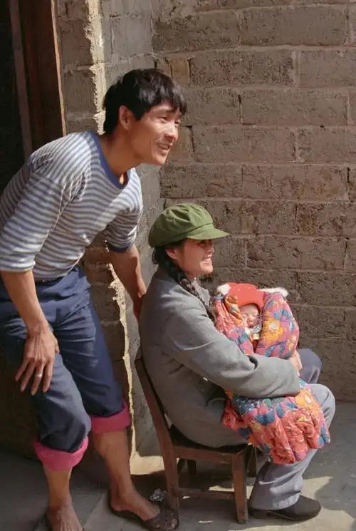 和女上司喝酒,喝醉后竟错把她当作前女友,却阴差阳错成就了我|李颖