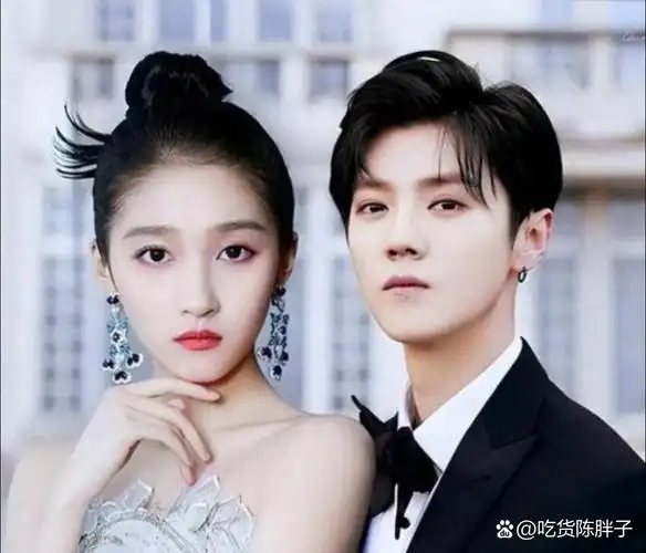 鹿晗和关晓彤这俩人 七年了还没迈入婚姻的大门 咱们来猜猜是为啥