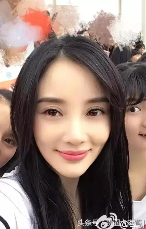 李小璐审美变好做修复手术颜值回春