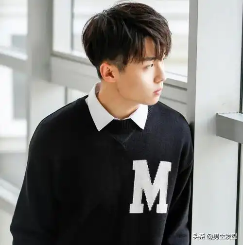 男生长头发发型试试这几款潮流发型