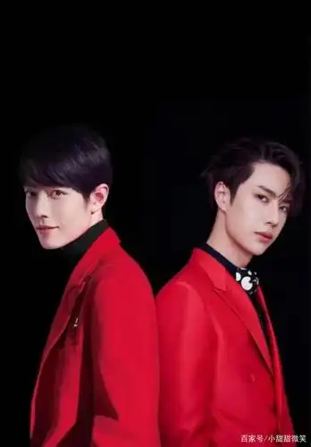 肖战和王一博谁的红西装搭配更好看抱歉我不站一边