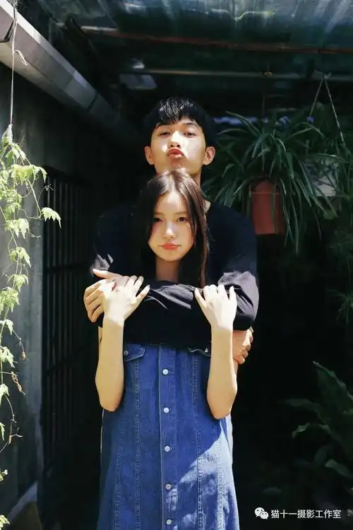 超甜情侣合照pose指南