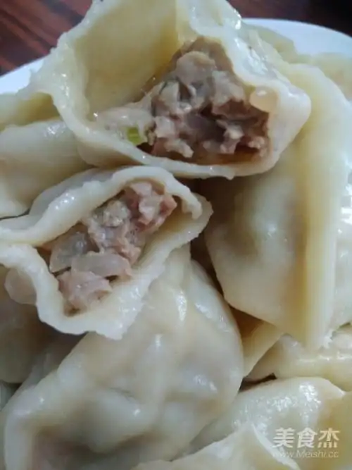 猪肉馅饺子的做法