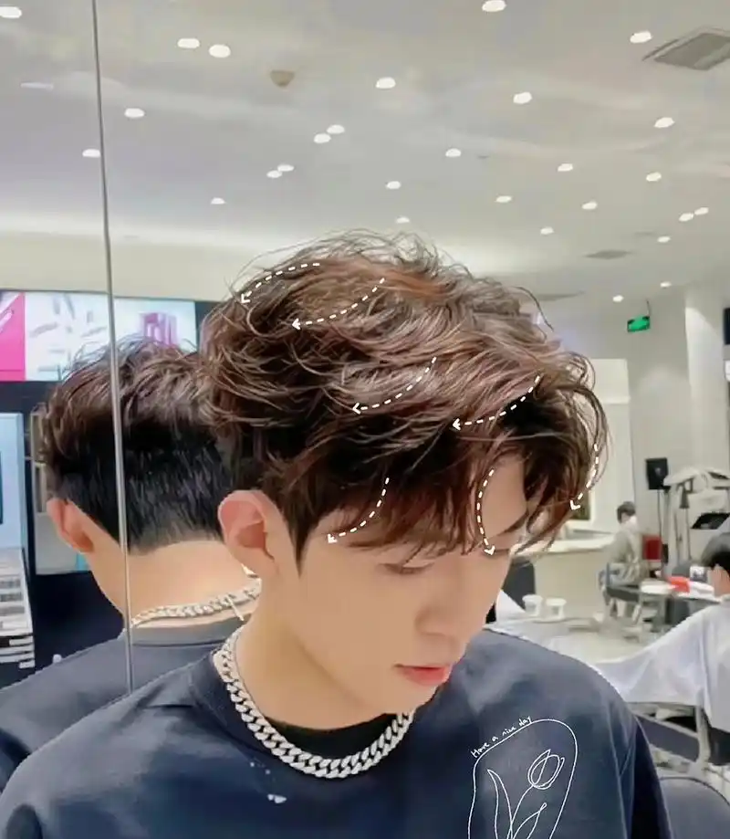 男士发型推荐|气垫烫 气垫烫自然又好打理的男士气垫烫只烫型不烫卷