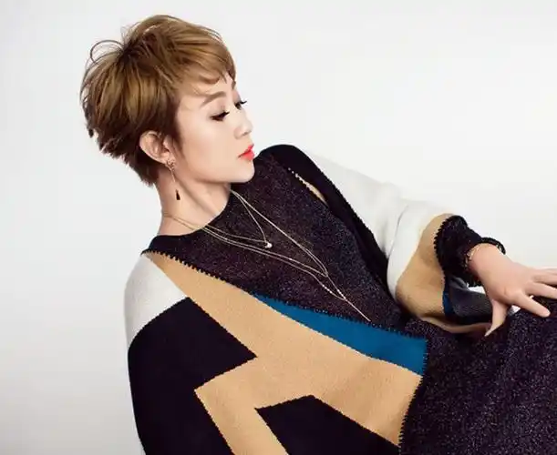 马丽时尚写真照