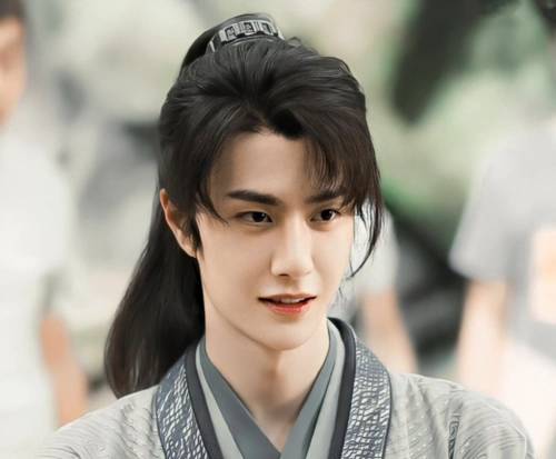 男明星的古装高马尾,肖战潇洒,刘昊然俊秀,看到他:童年男神啊!