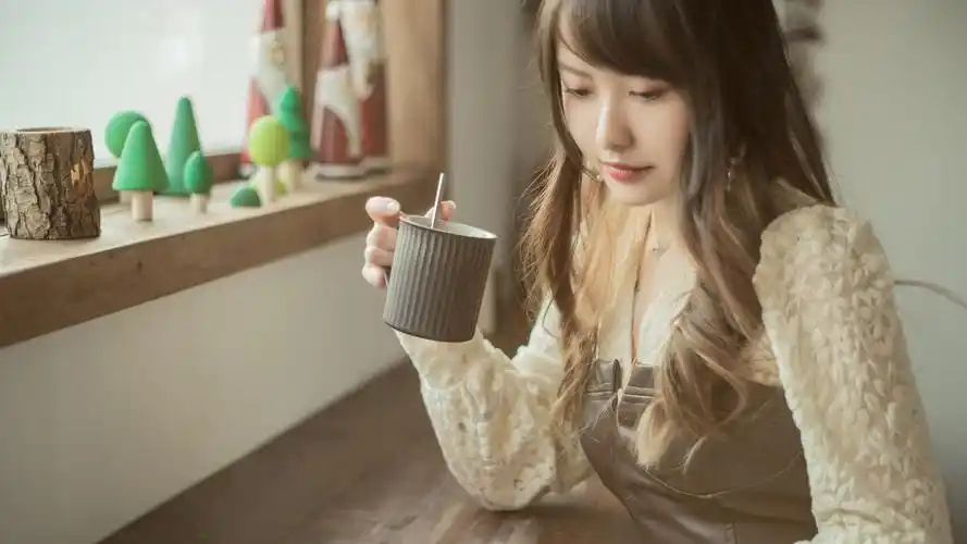 好看美女静谧写真