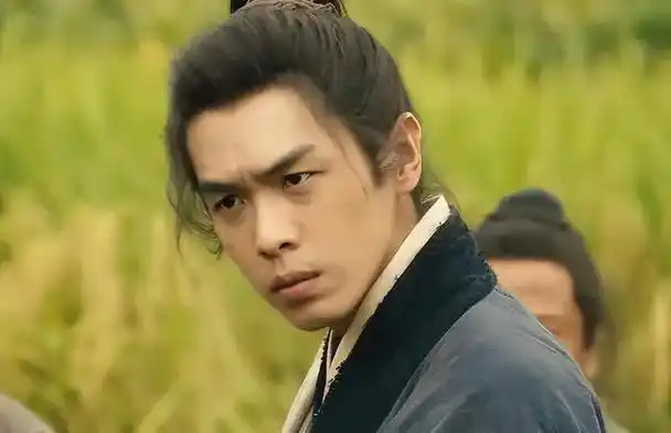 《庆余年2》:首集就复活!在庆帝床上醒来,范闲满血归来引争议
