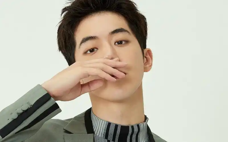 南柱赫帅气写真图片桌面壁纸