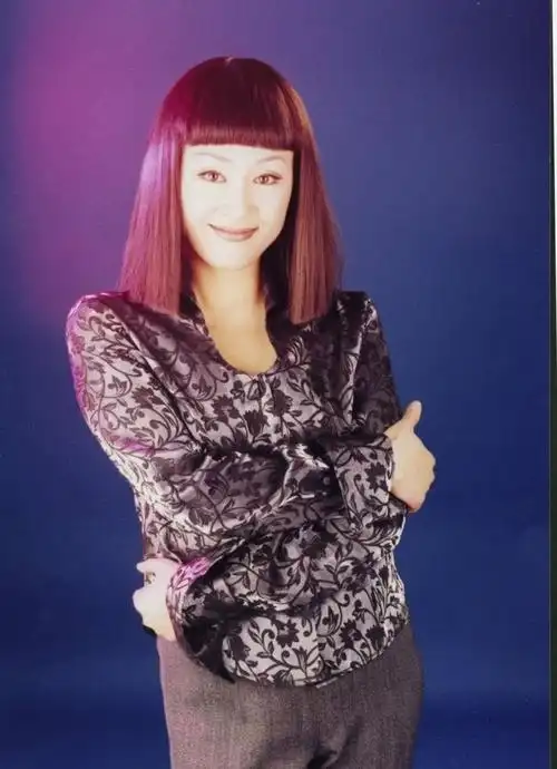 王姬写真-700x966.101k.大图-明星写真馆n63.com