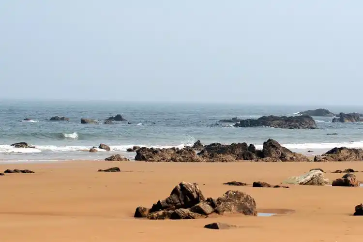 银沙滩无购物地址:山东省青岛市黄岛区凤凰岛旅游度假区西南侧8912