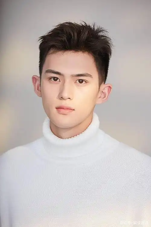 杜宇森少年感写真释出 阳光帅气尽显型男魅力