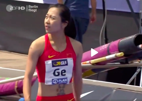 中国短跑女神跑出亚洲100米最佳成绩,这次她没遮挡肚皮纹身_葛曼棋