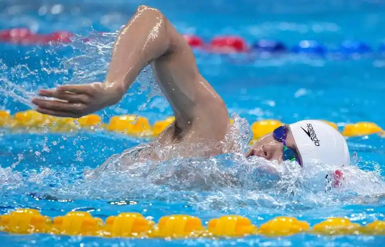 游泳全国冠军赛汪顺获男子200米自由泳冠军