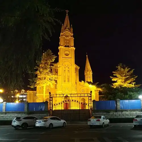 吉林市天主教堂夜景