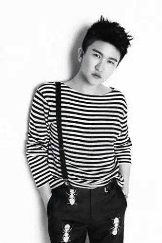 《颜值大战》 为 张大大颜值打分成热门话题_电视