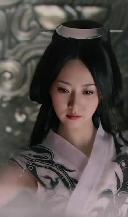 演员白冰:离婚后独自带娃,中年再次翻红,如今情感状况如何?