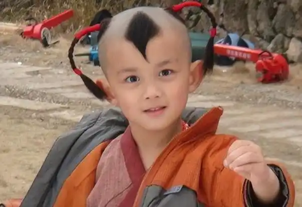 高情商代表吴磊3岁演小哪吒走红23岁已是老戏骨人称小胡歌获各大导演