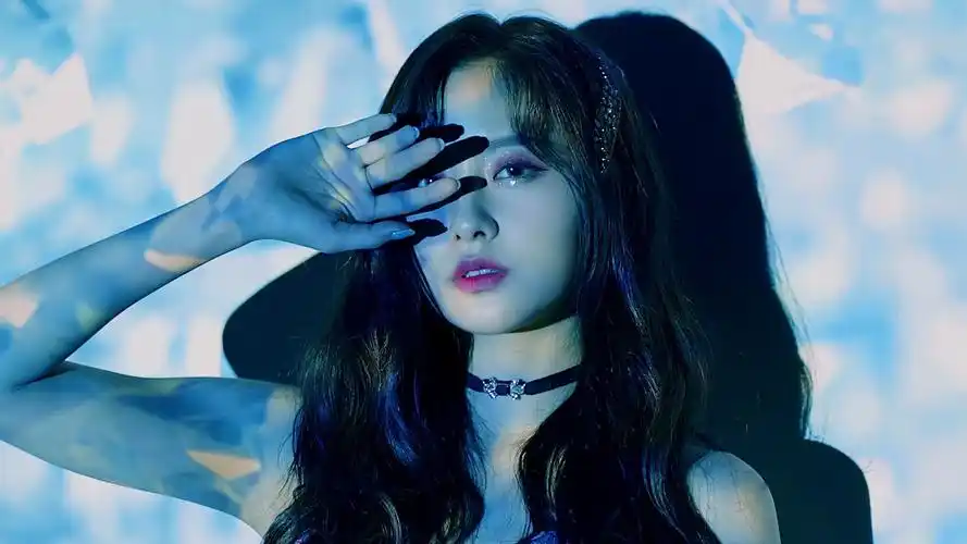 【韩国新女团】lunarsolar - oh ya ya ya 官方mv   舞蹈版mv