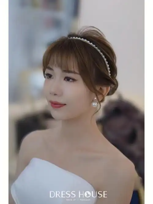 我的婚礼造型  #我的走心婚礼  #西式发型  #盘发  #新娘发型