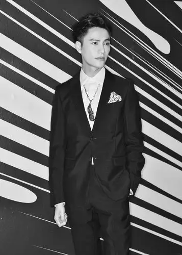 陈坤时尚西装黑白质感大片图片