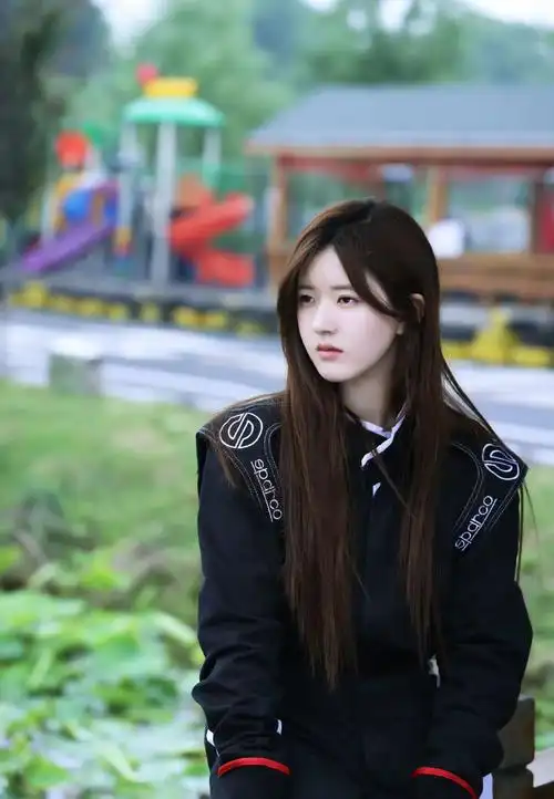 100张是抖音的极限,不是我的.#赵露思 #赵露思生日快乐  - 抖音