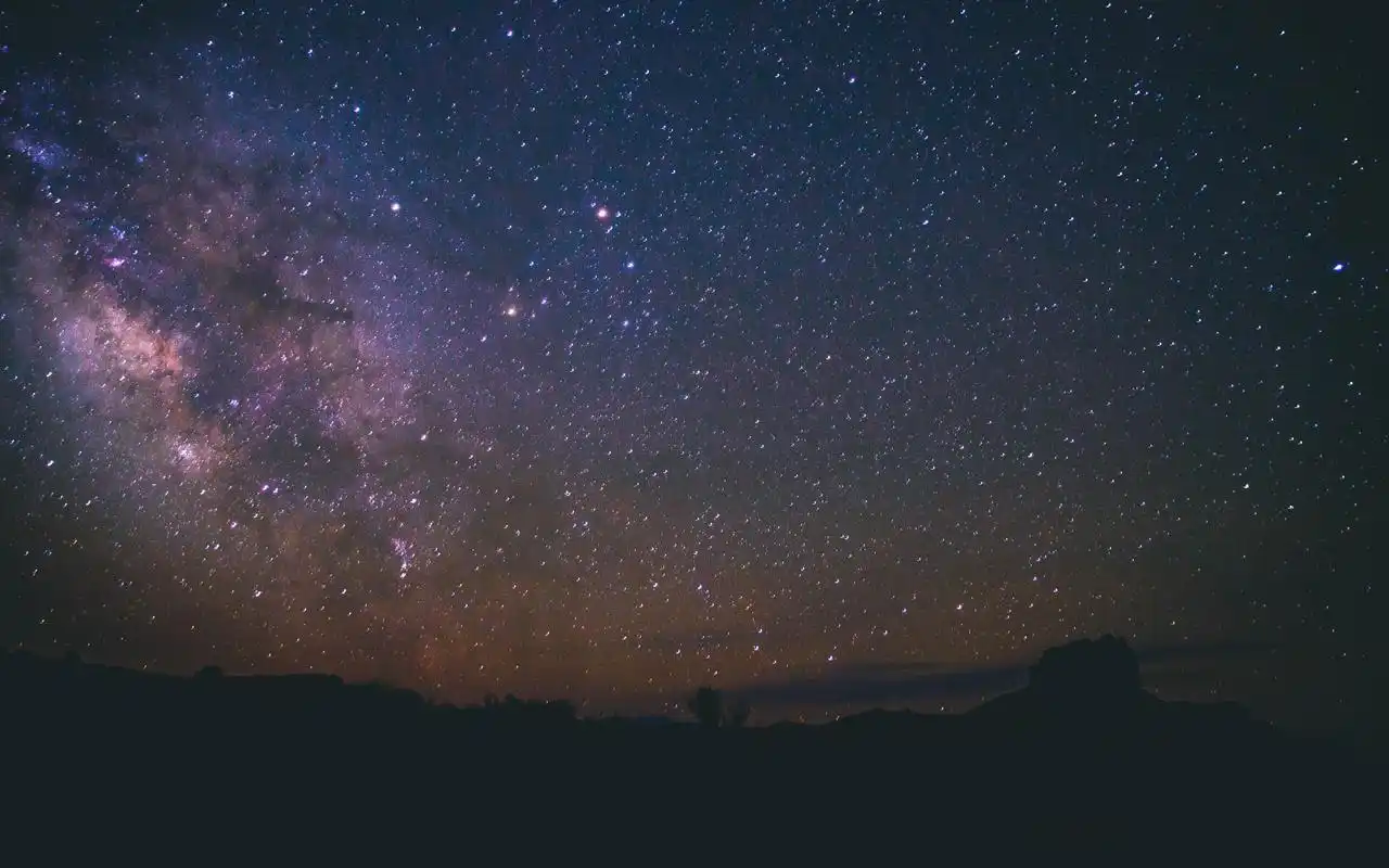 蓝色星空唯美高清电脑桌面壁纸图片