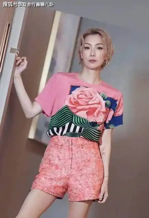 郑秀文"秘密生娃",澄清:手快兼老花,把高龄妇人误打高龄产妇