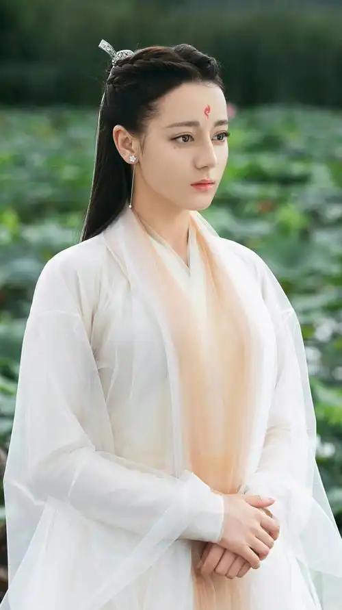 迪丽热巴 白凤九