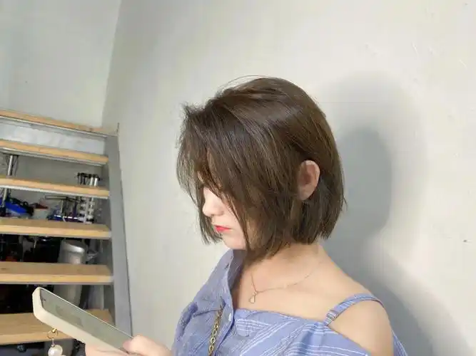 短发发型发量少的剪款短发造型超级好看